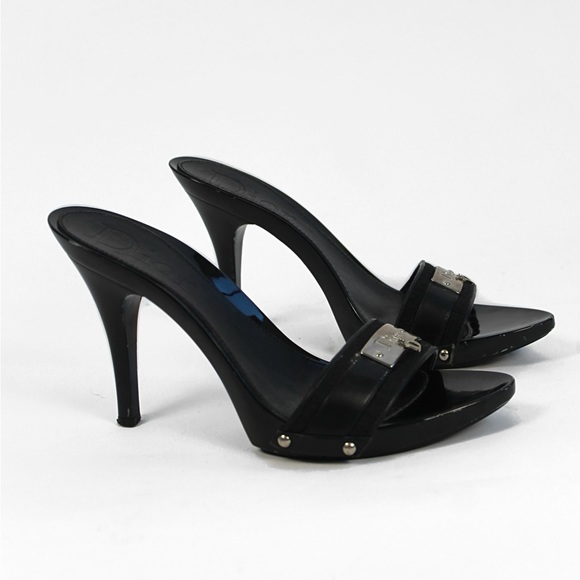 Sold - Picture 2 of 5